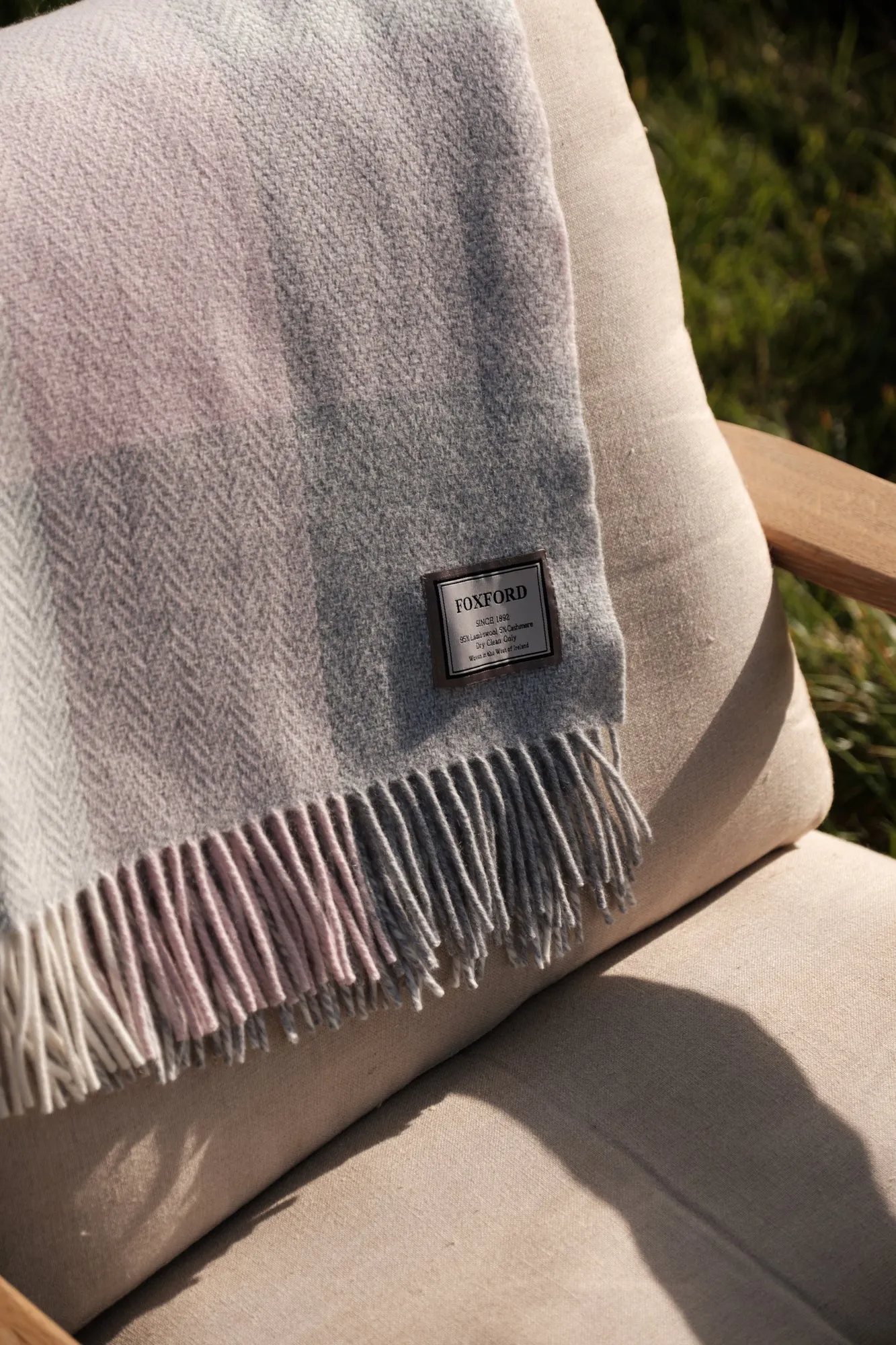 Foxford Port Mor Cashmere and Lambswool Throw