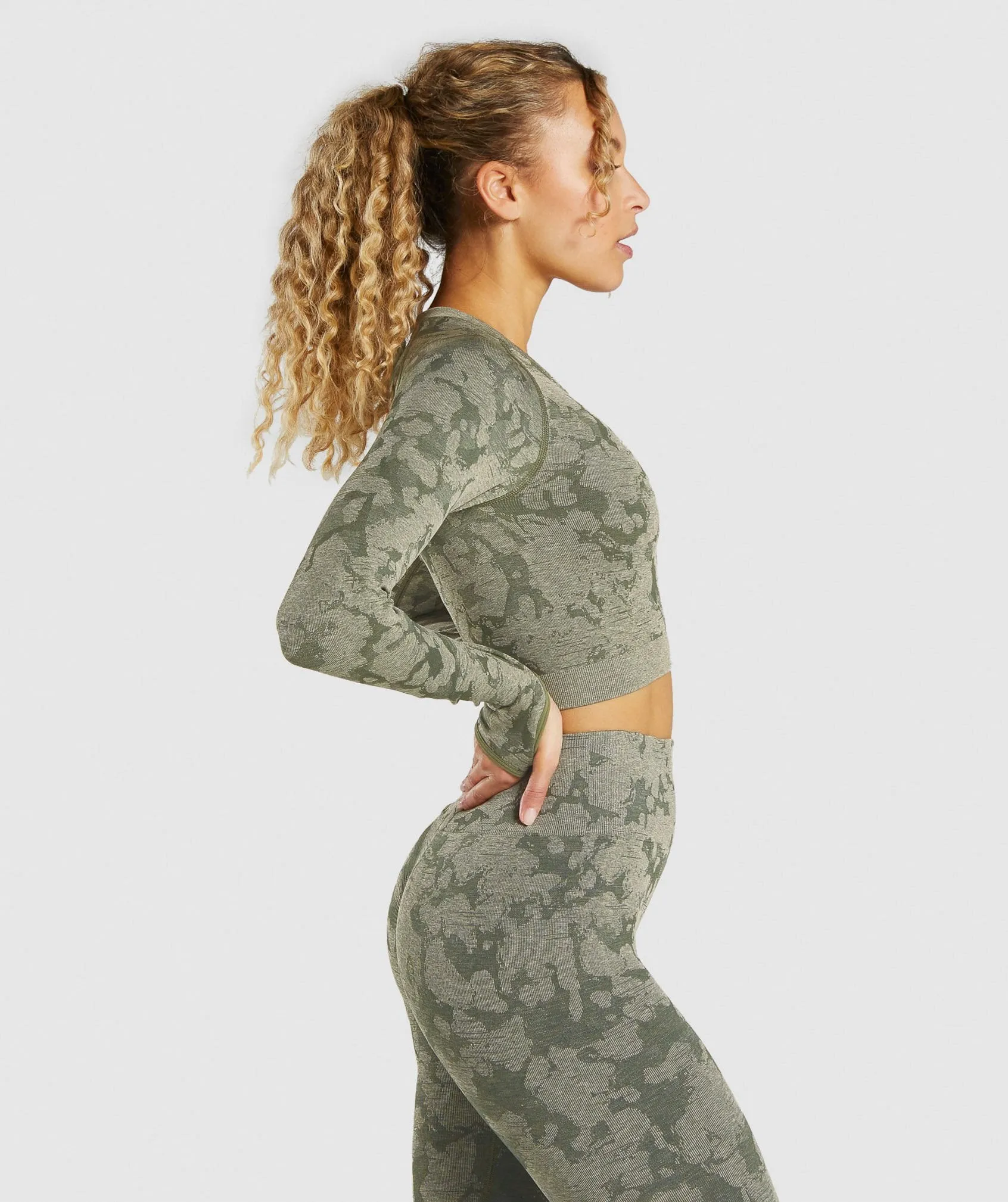 Gymshark Adapt Camo Seamless Long Sleeve Crop Top - Green