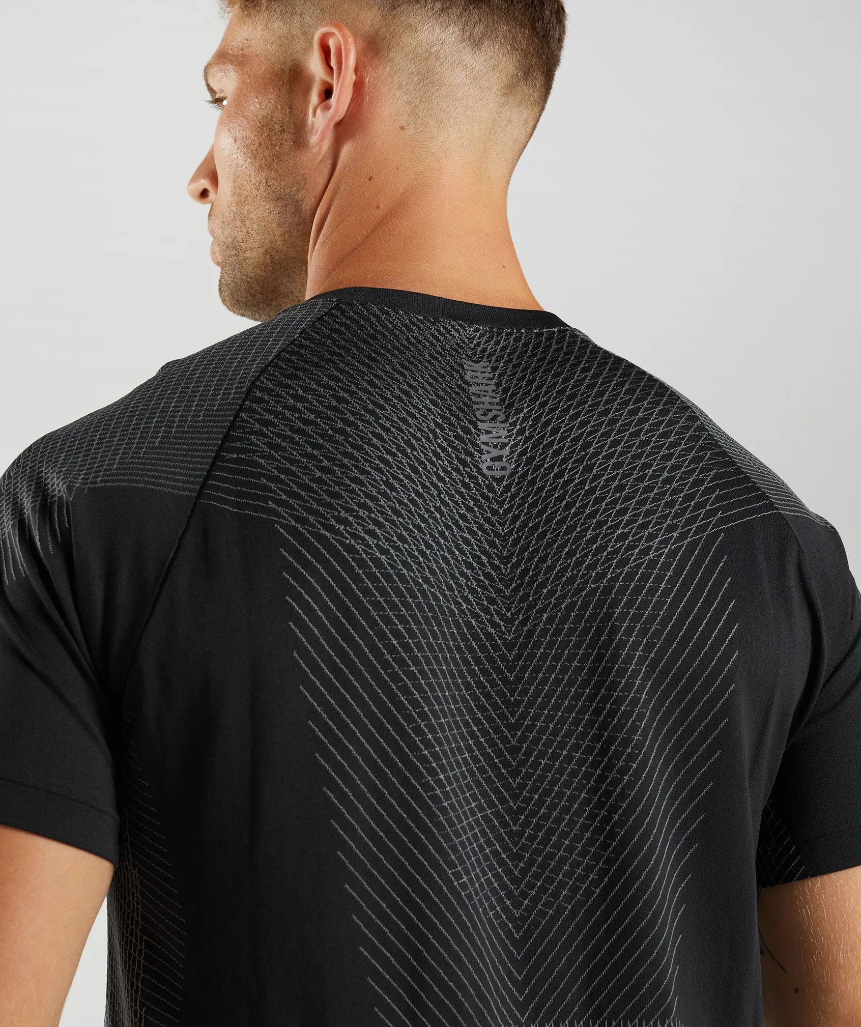 Gymshark Apex Seamless T-Shirt - Black/Silhouette Grey