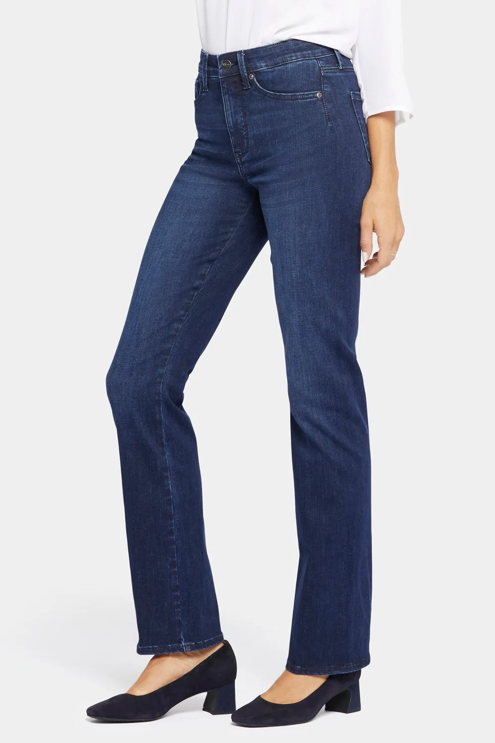 Le Silhouette Slim Bootcut Jeans In Petite - Marvelous