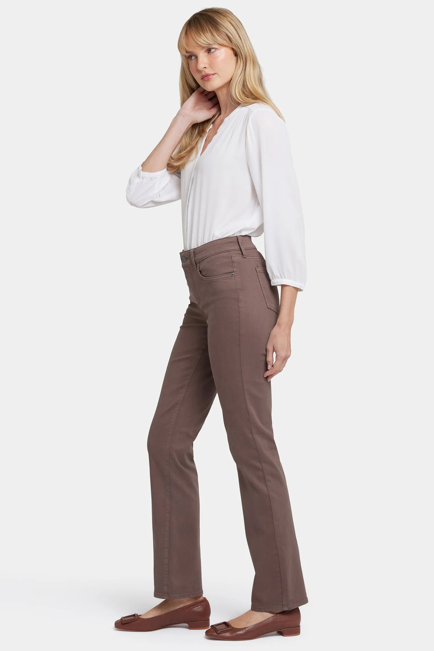 Marilyn Straight Jeans In Petite - Dark Wood